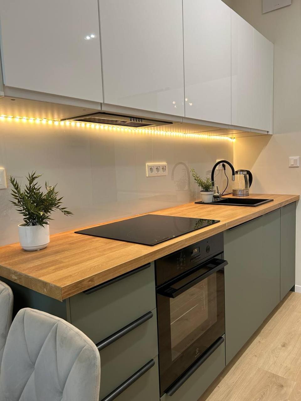 Warsaw Airport Apartment Zewnętrze zdjęcie
